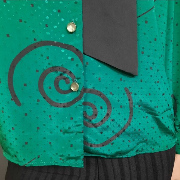 Vintage 80s Secretary Blouse Green Swirl Pattern Tie Neck Long Sleeve Petite M - Picture 2 of 9